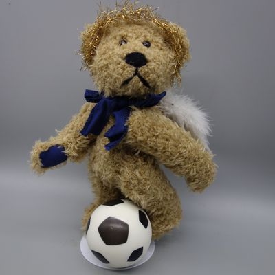 Engel-Teddy als Fußballer